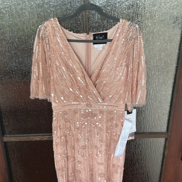 MAC DUGGAL
Pink Embellished Cap Sleeve Faux Wrap Trumpet Gown size 8. - Picture 9 of 17